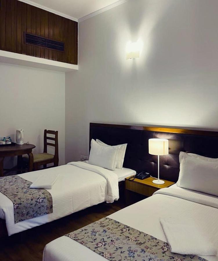 Hotel Tragopan Dimāpur Extérieur photo